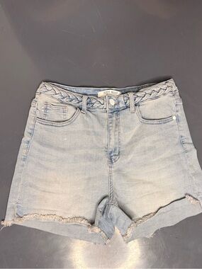 LIKE NEW Judy Blue Light Blue Braided Waistband Denim Shorts